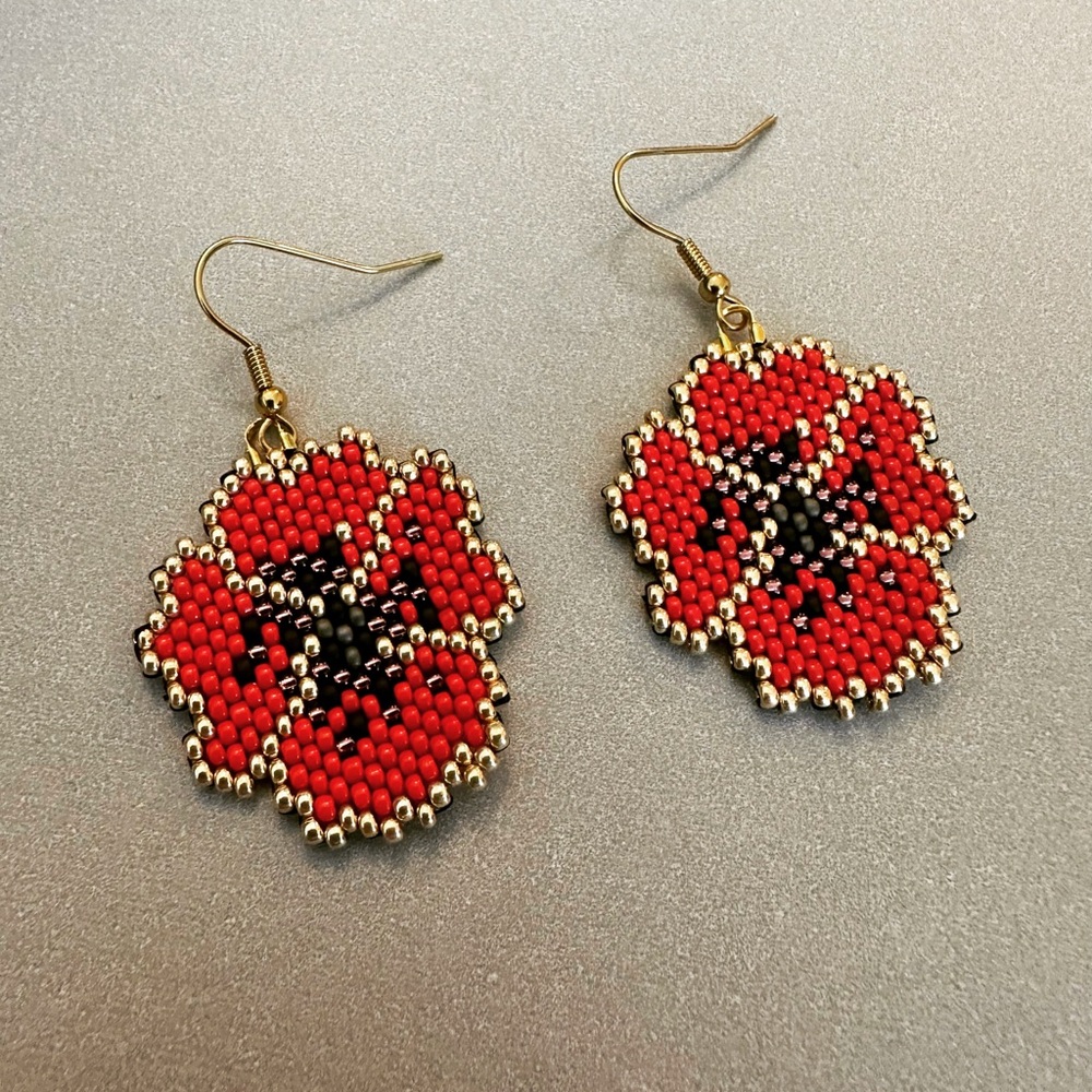 Elegant Beaded Poppy Earrings